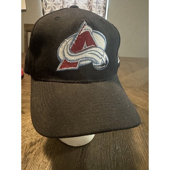 Vintage Colorado Avalanche Sports Specialties Plain Logo Snapback Hockey Hat NHL